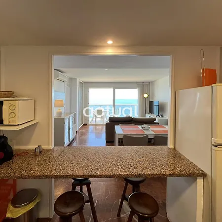 President B6 Apartment