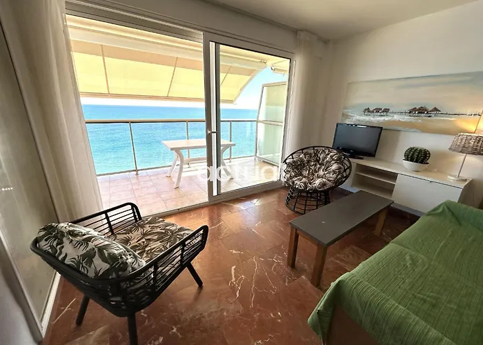 President B6 Apartment *